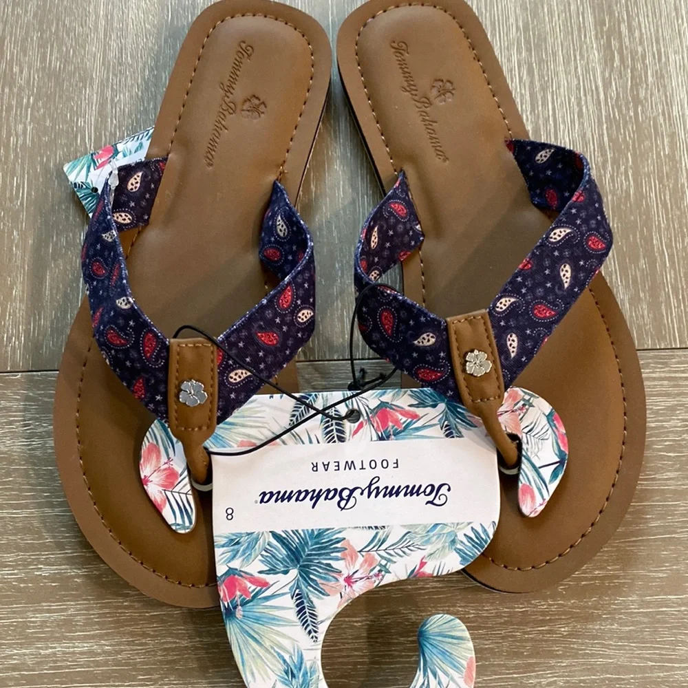 Tommy Bahama Women’s Paisley Flip Flops NWT Size 8 - Picture 4 of 5